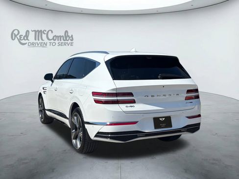 Used 2025 Genesis GV80 3.5T Prestige image 3