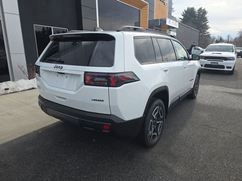 New 2026 Jeep Cherokee Laredo image 6