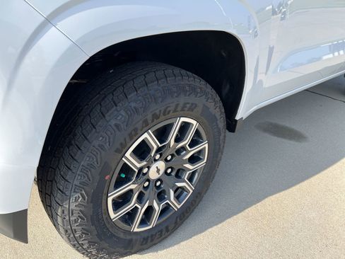 New 2026 Chevrolet Colorado Z71 w/ Technology Package image 33