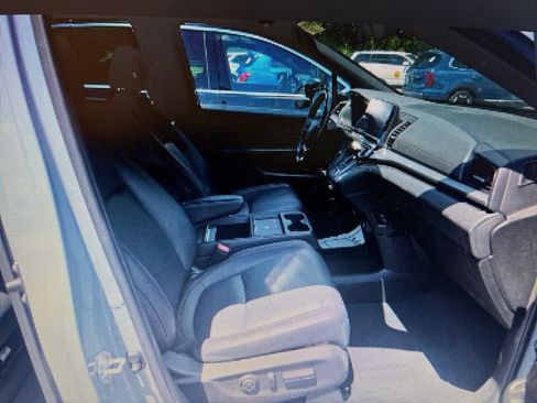 Used 2025 Honda Odyssey Sport-L image 7