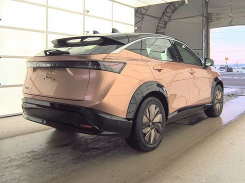 Used 2023 Nissan Ariya FWD image 7