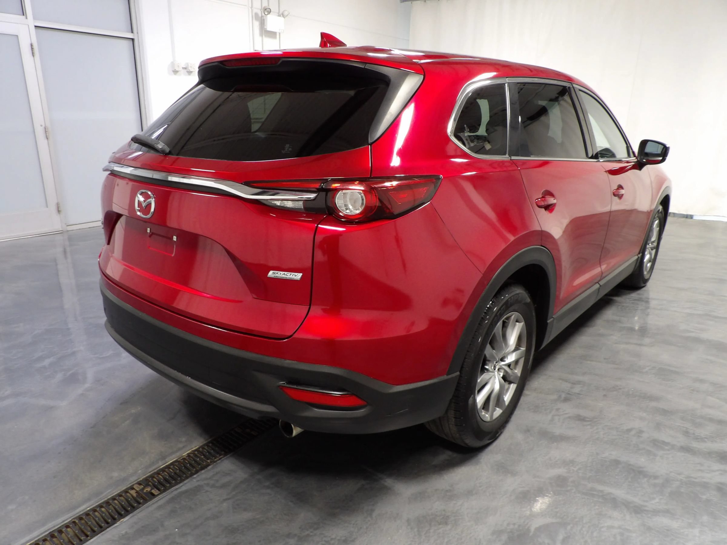 Used 2018 MAZDA CX-9 Touring AWD/4WD image 4