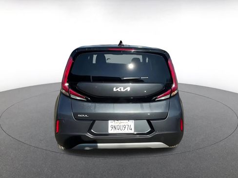 Used 2025 Kia Soul LX w/ LX Technology Package image 12