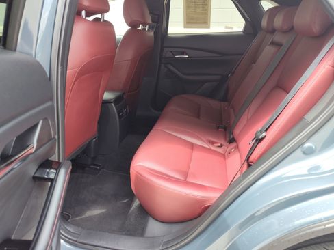 Certified 2025 MAZDA CX-30 AWD 2.5 S w/ Preferred Package image 13