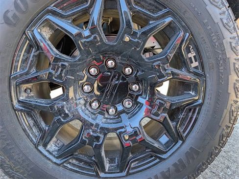 New 2026 GMC Hummer EV 4x4 Crew Cab image 6