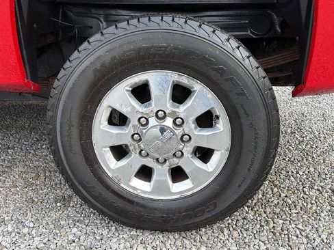 Used 2011 GMC Sierra 2500 SLT w/ SLT Convenience Package AWD/4WD image 2