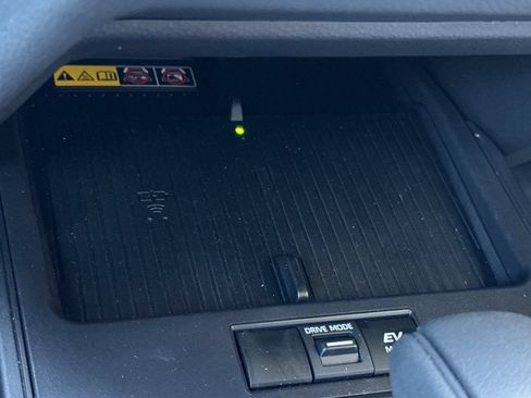 Certified 2026 Toyota Corolla Cross AWD Hybrid image 31