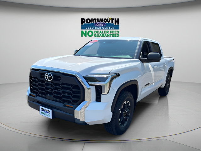 Used 2024 Toyota Tundra SR5 w/ TRD Off-Road Package AWD/4WD image 19