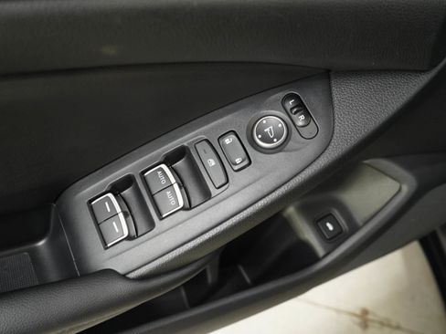 Used 2019 Honda Accord Sport image 18