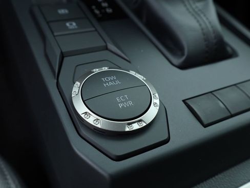 New 2025 Toyota Tacoma SR5 image 10