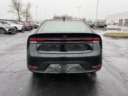 New 2026 Toyota Prius XLE image 5