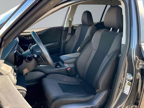 Used 2024 Subaru Outback Premium AWD/4WD image 18
