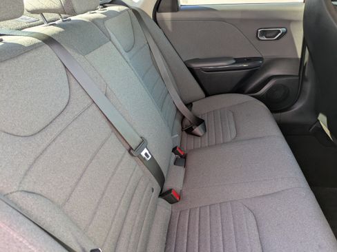 Certified 2025 Kia K4 EX image 13