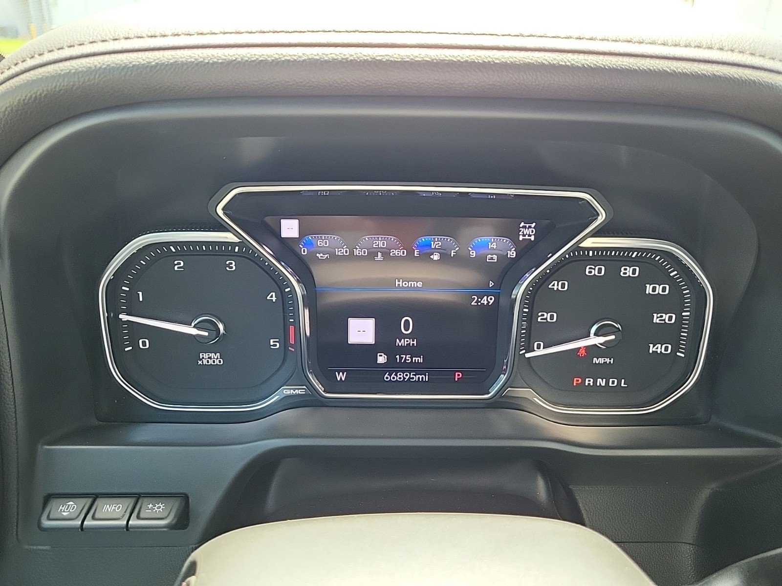 Used 2020 GMC Sierra 2500 AT4 w/ AT4 Premium Package AWD/4WD image 17