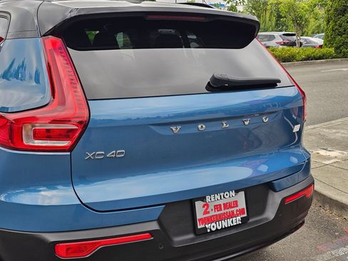 Used 2023 Volvo XC40 Recharge Ultimate w/ Protection Package Premier AWD/4WD image 10