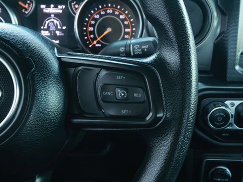 Used 2023 Jeep Wrangler Sport image 14