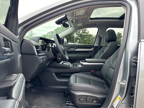 New 2026 GMC Terrain Denali AWD/4WD image 8