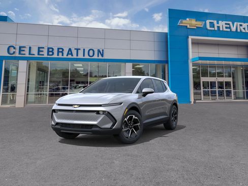 New 2026 Chevrolet Equinox EV LT image 8