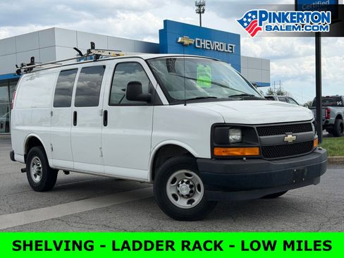 Used 2017 Chevrolet Express 2500 image 1