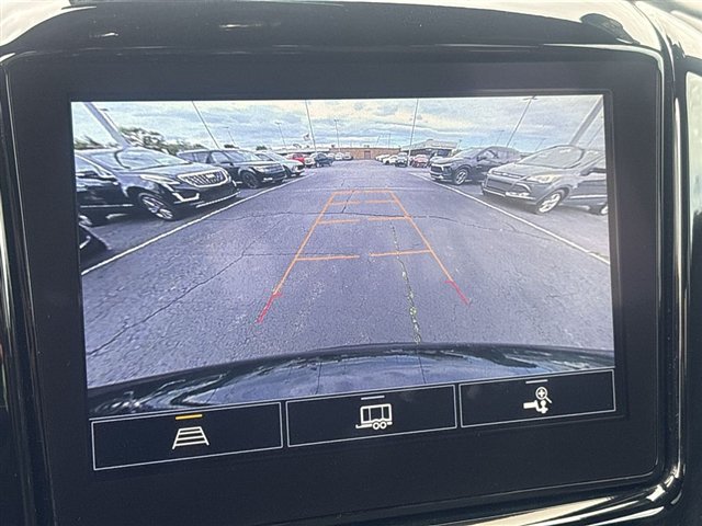 Certified 2023 Chevrolet Traverse LT FWD image 14