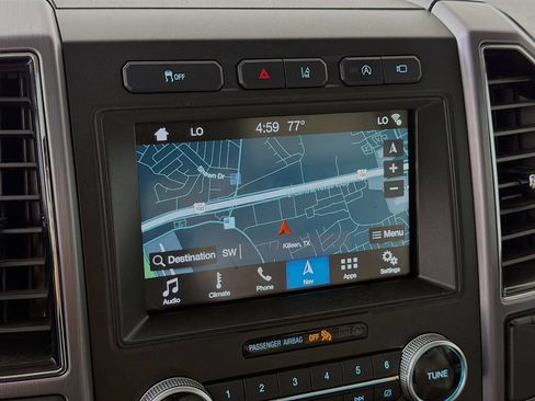Used 2018 Ford Expedition Platinum RWD image 18