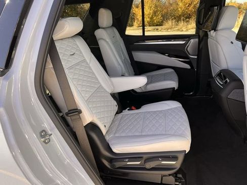 Certified 2026 Cadillac Escalade V w/ LPO, ONYX Package image 32