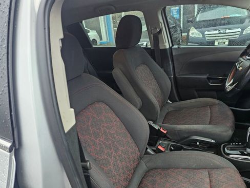 Used 2017 Chevrolet Sonic LT image 12