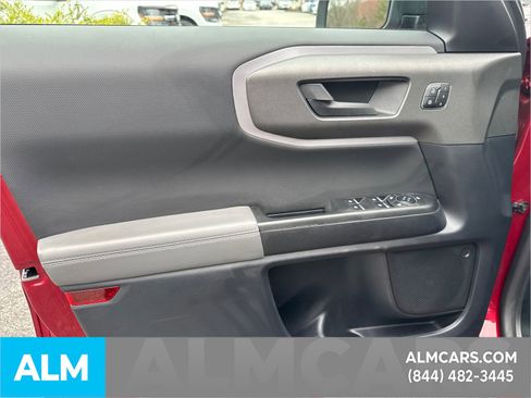 Used 2025 Ford Bronco Sport Badlands image 13