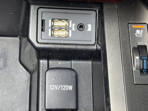 Used 2016 Lexus GX 460 image 38