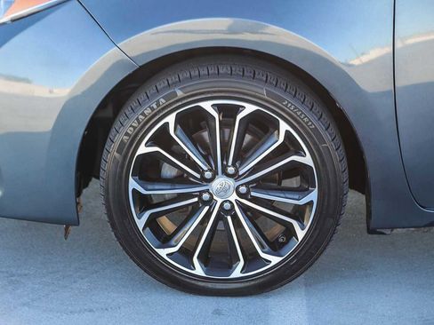 Used 2015 Toyota Corolla L image 10