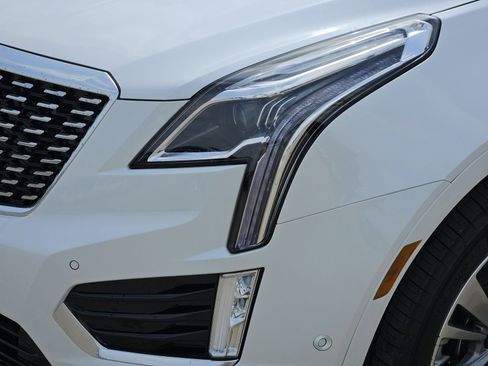 New 2026 Cadillac XT5 Premium Luxury w/ Driver Assist Package FWD image 5