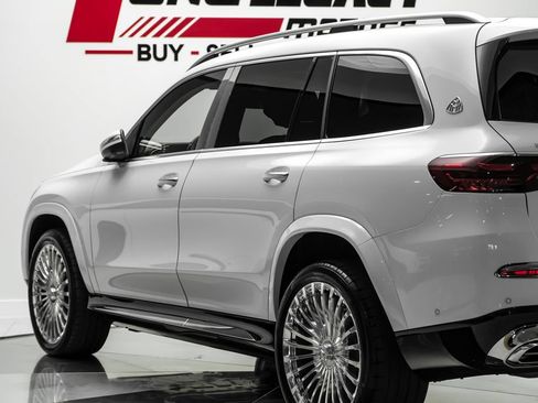 Used 2026 Mercedes-Benz Maybach GLS 600 4MATIC image 15