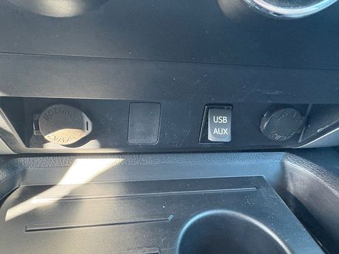 Used 2019 Toyota Tundra SR5 image 19