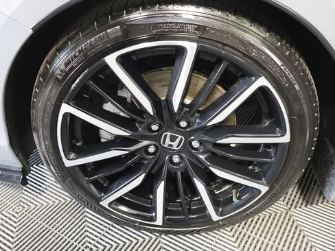 Used 2024 Honda Accord Touring image 23
