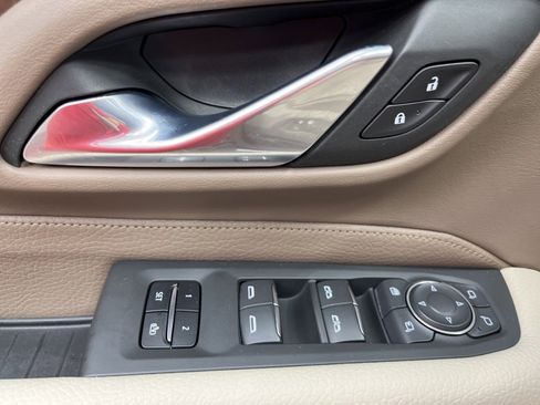 Certified 2021 GMC Yukon Denali image 10