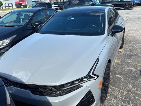 Used 2023 Kia K5 GT-Line image 9