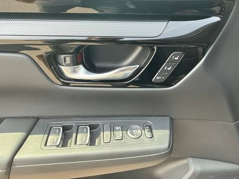 Used 2026 Honda CR-V EX-L image 10