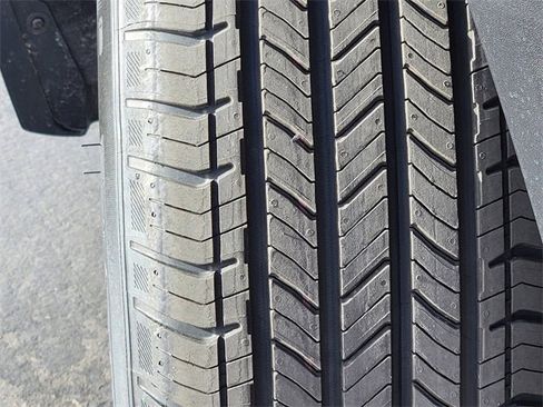 New 2026 Chevrolet Equinox LT w/ Convenience Package II image 12