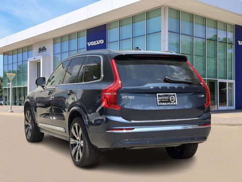 Certified 2025 Volvo XC90 T8 Plus w/ Protection Package Premier image 4