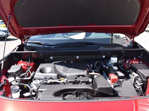 Used 2025 Toyota RAV4 LE image 27