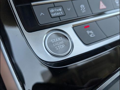 New 2026 Audi Q7 2.0T Premium image 13