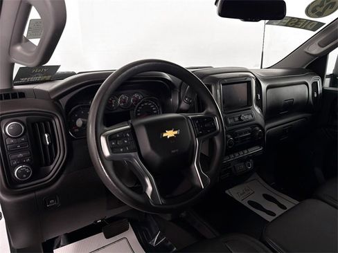 Used 2023 Chevrolet Silverado 3500 W/T w/ Gooseneck/5TH Wheel Package image 9