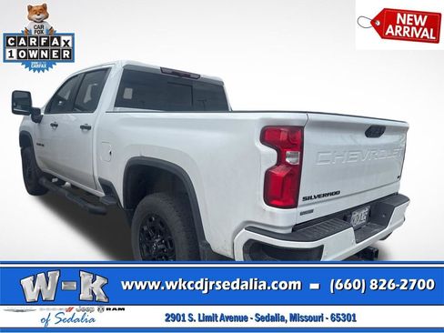 Used 2024 Chevrolet Silverado 2500 LT w/ Z71 Sport Edition image 8