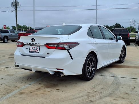 Certified 2024 Toyota Camry SE FWD image 6