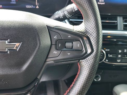 Used 2024 Chevrolet Trax RS w/ Driver Confidence Package FWD image 27