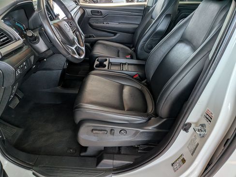 Used 2024 Honda Odyssey EX-L image 11