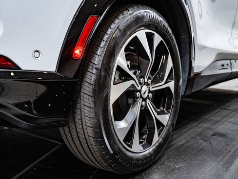 Used 2022 Ford Mustang Mach-E Premium AWD/4WD image 46