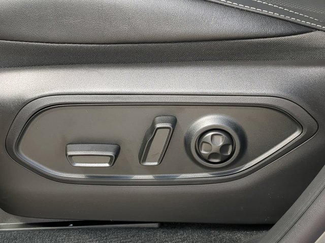 New 2027 Jeep Grand Cherokee Limited AWD/4WD image 23