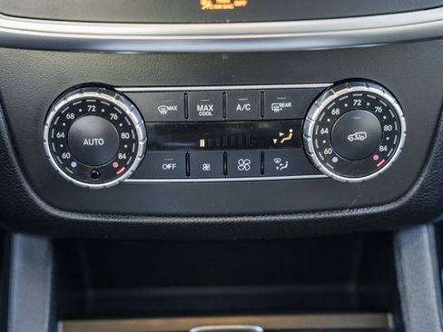 Used 2015 Mercedes-Benz ML 350 4MATIC image 24