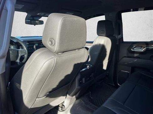 Used 2024 Chevrolet Silverado 1500 LT Trail Boss w/ Convenience Package II image 17